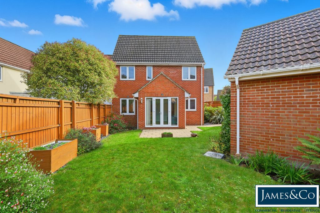 Property photo 3 of 17 13Birchr