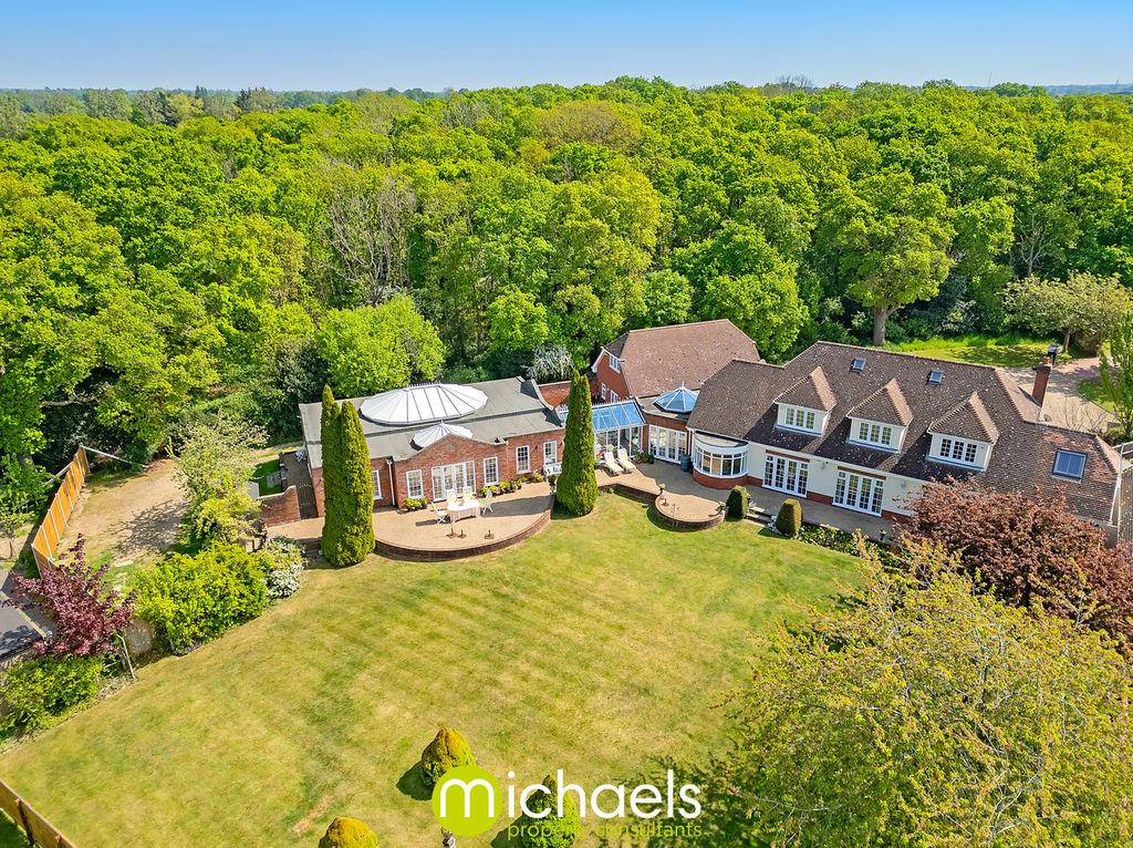 Property photo 2 of 59