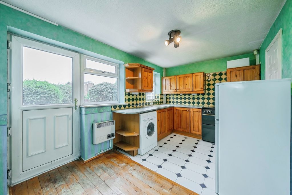 Property photo 2 of 12 Kitchen/Diner