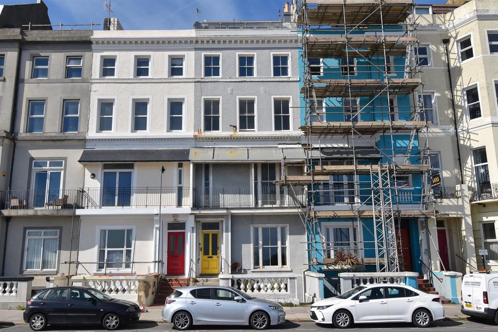 Property photo 1 of 13 Front Elvation