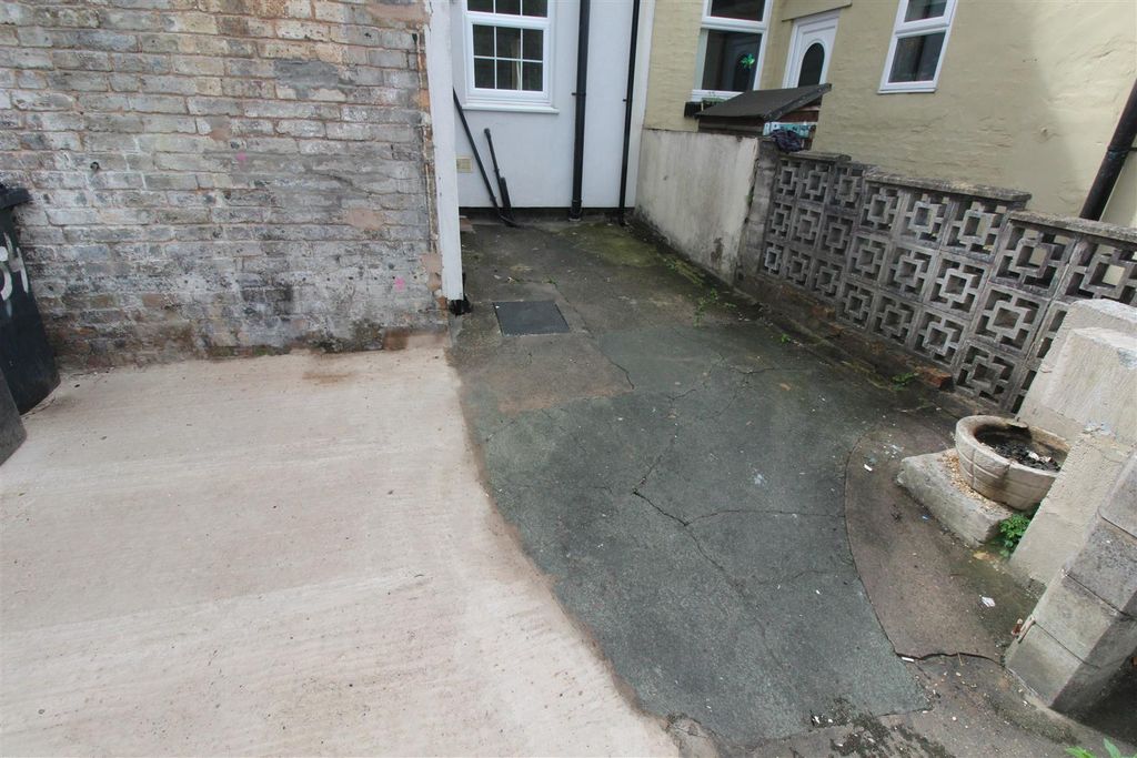 Property photo 3 of 12 Rear Garden