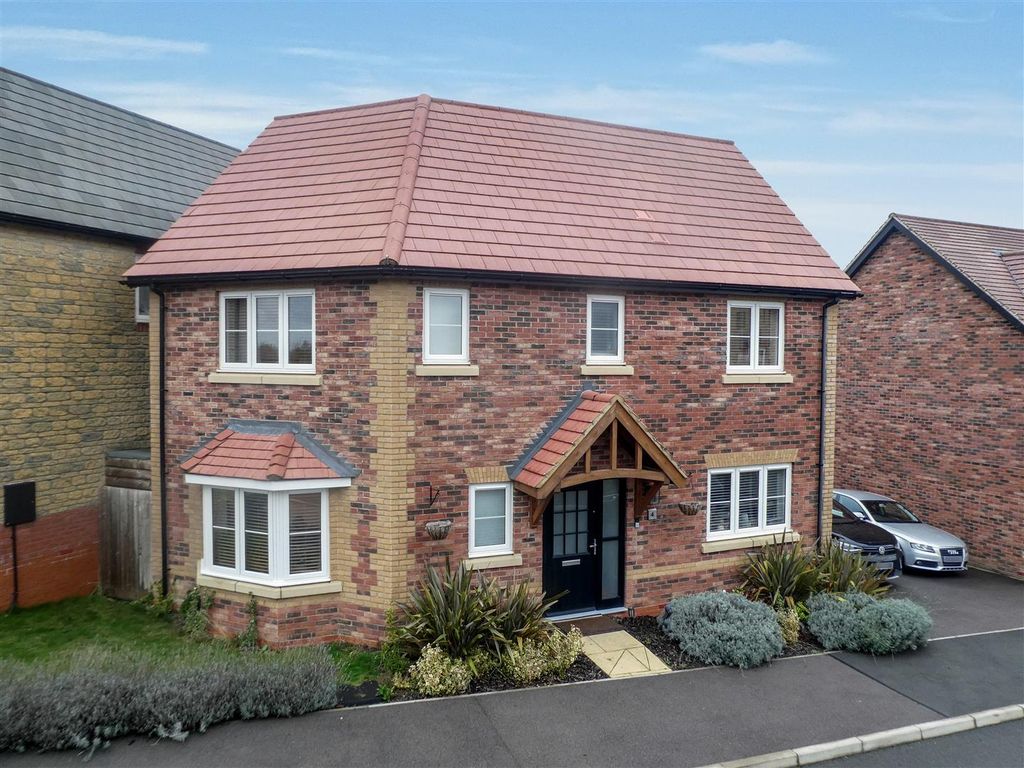 Property photo 1 of 18 1100301.Jpg