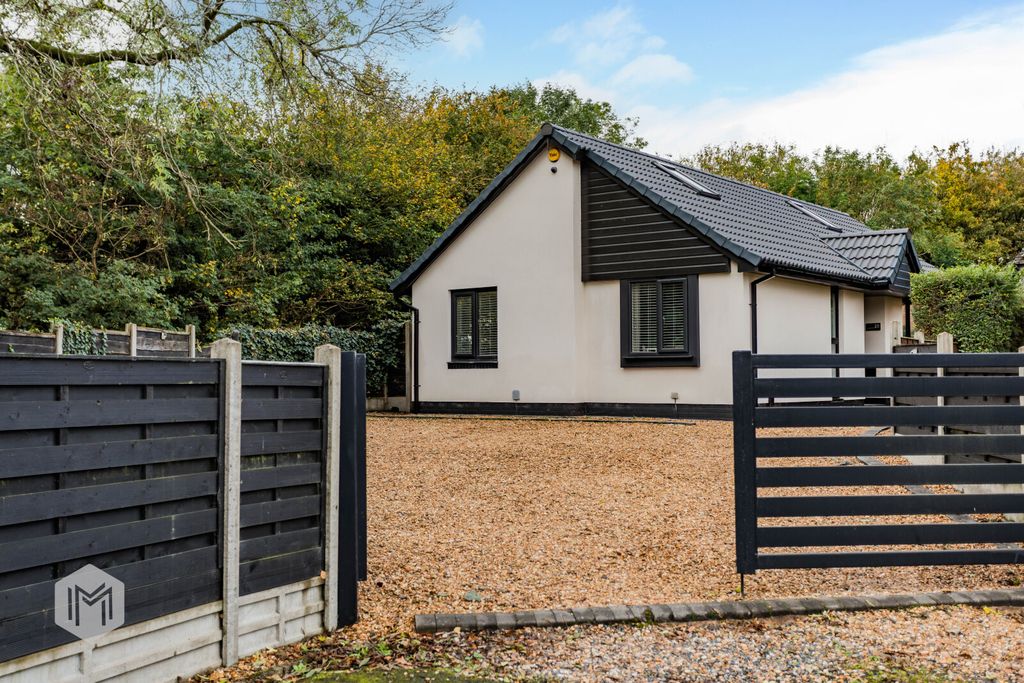 Property photo 1 of 17 Picture No. 05