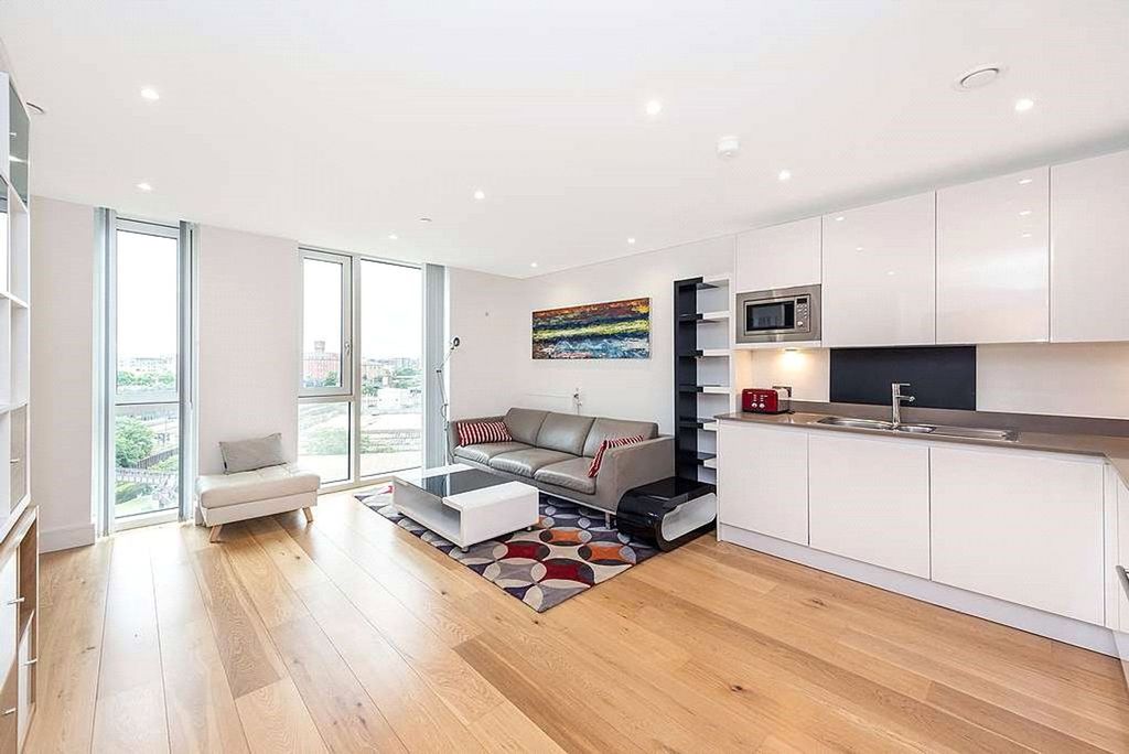 Property photo 3 of 8 Sky View Tower, E15