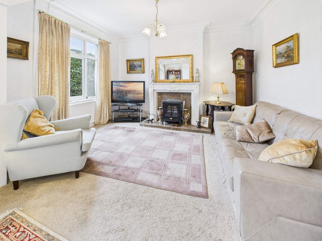 Property photo 3 of 30 Front Reception Room