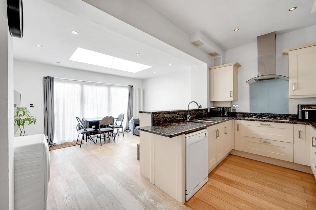 Property photo 3 of 16 Photo 3