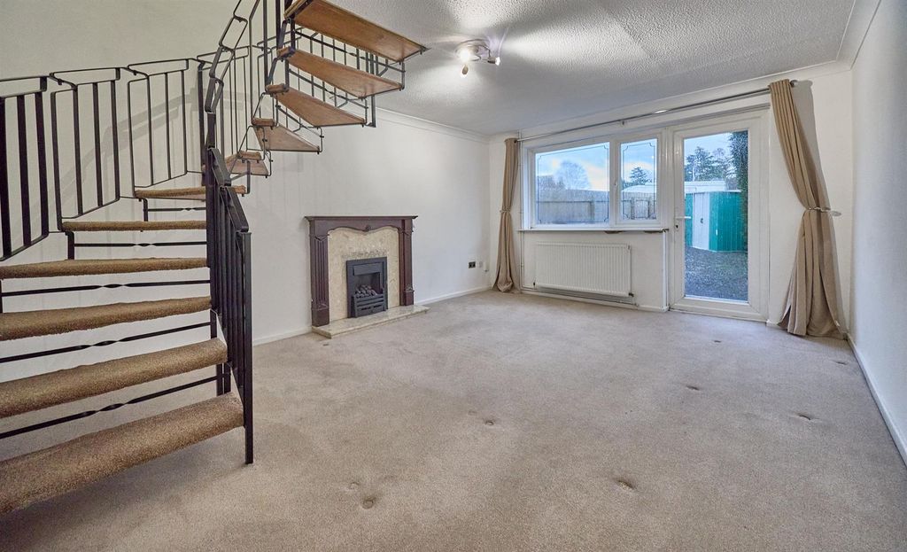 Property photo 2 of 7 Lounge Dining Room To Rear