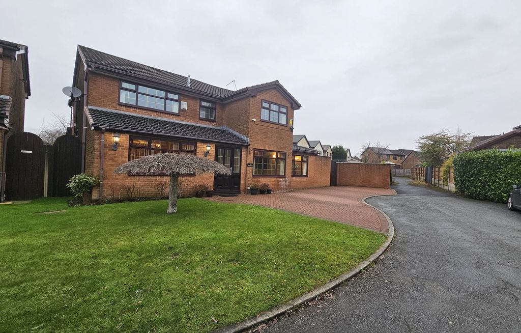 Property photo 1 of 40