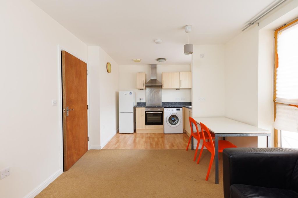 Property photo 1 of 14 30 The Quadrant_New-2.Jpg
