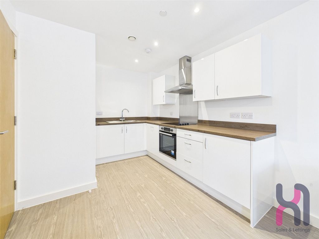 Property photo 2 of 13 Picture No. 06