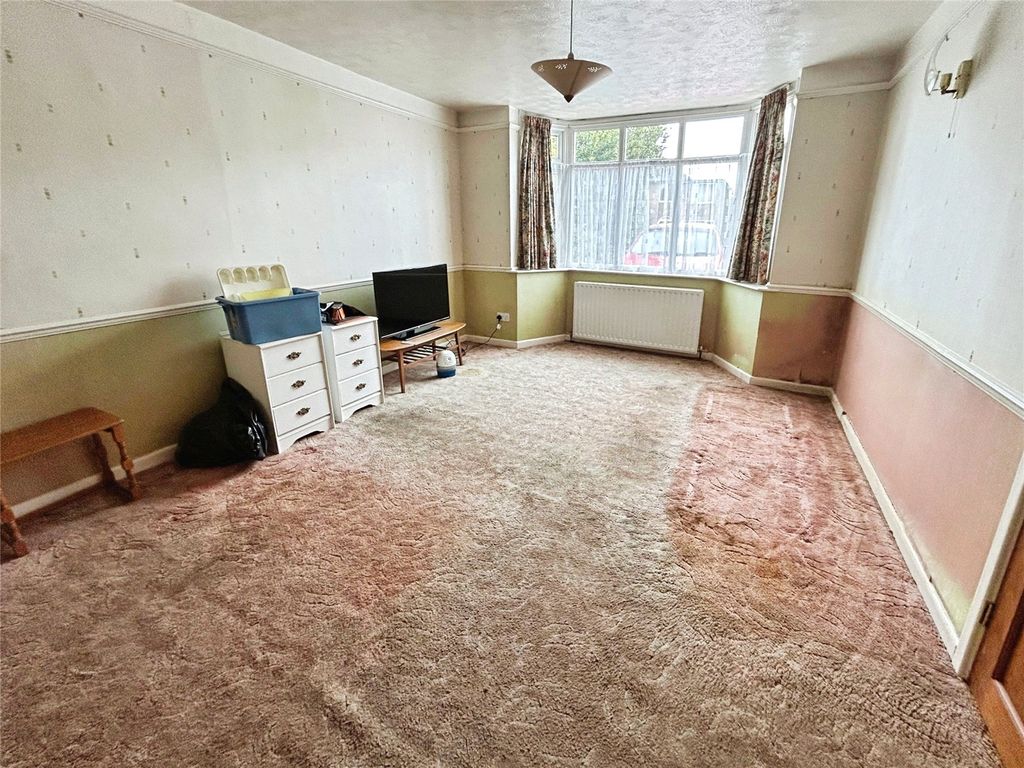 Property photo 3 of 17 Picture No. 15