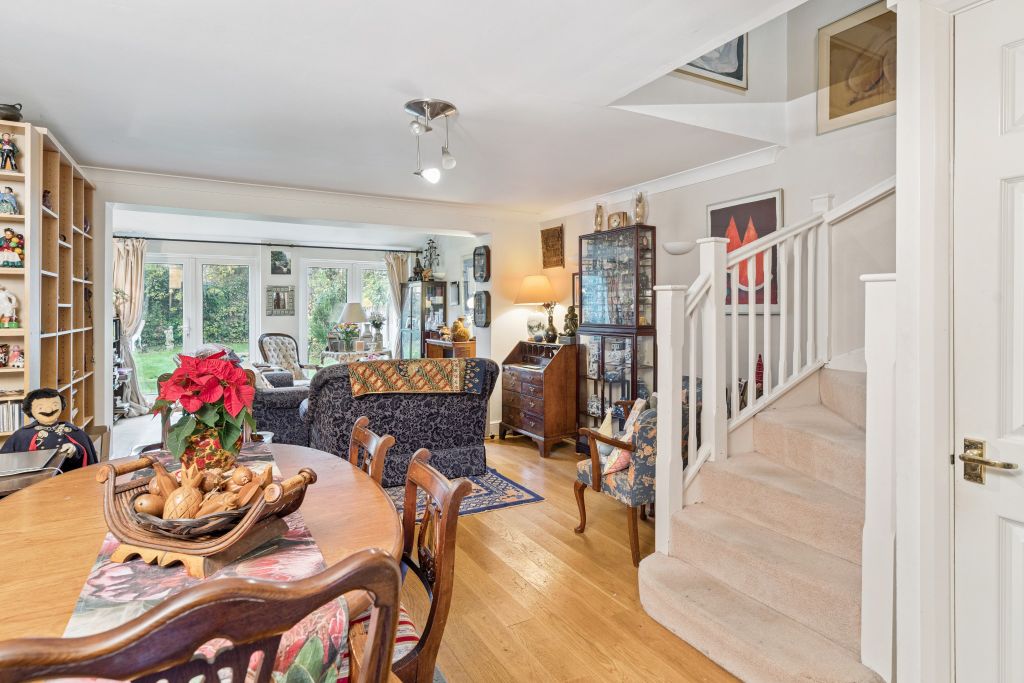 Property photo 3 of 15