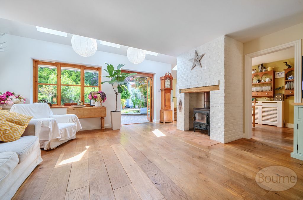 Property photo 2 of 20 70E454c9-2c5F-4F0...