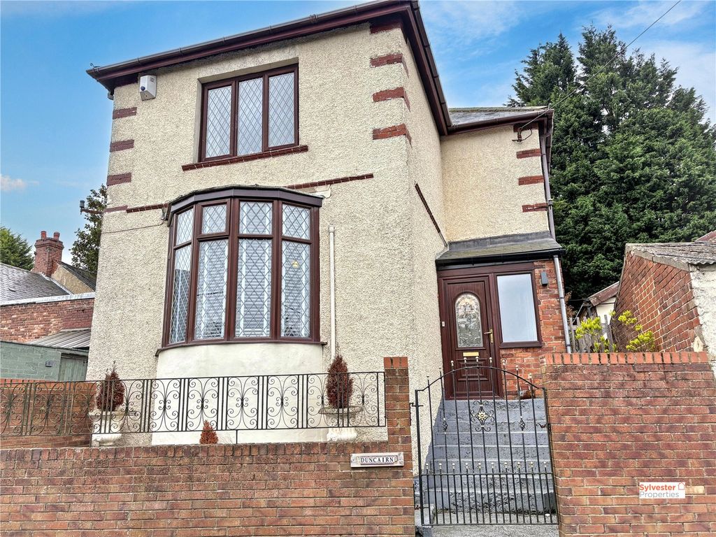 Property photo 2 of 34 Picture No. 24