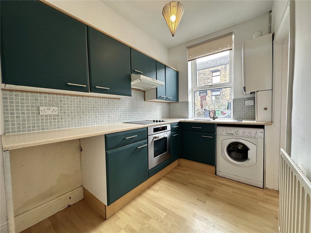 Property photo 3 of 10 Picture No. 06
