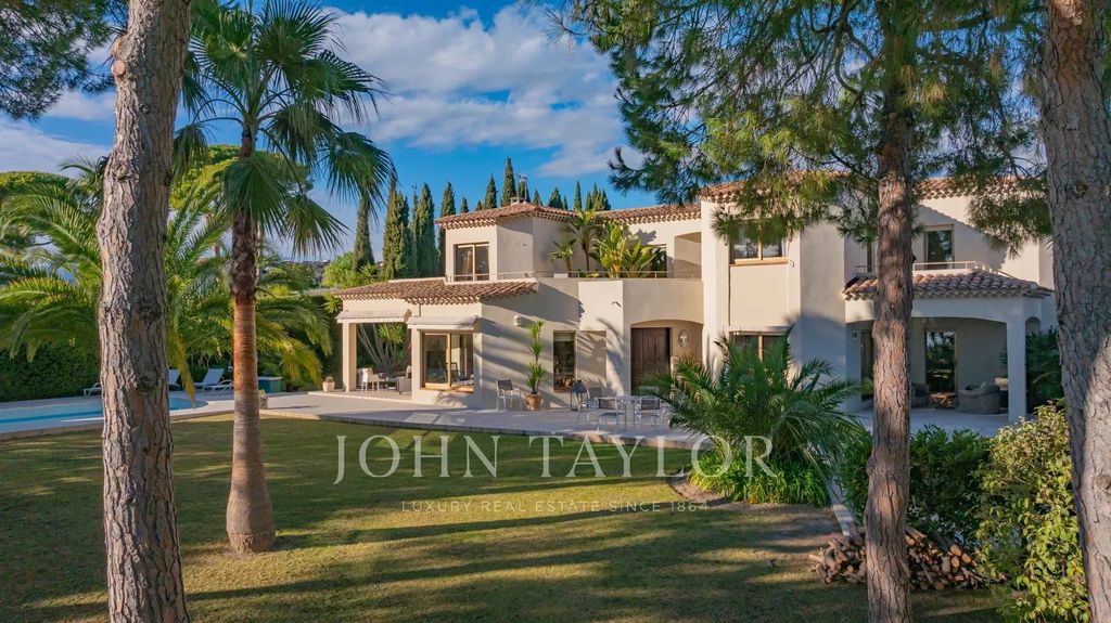 Property photo 1 of 14 Provençal Villa In Absolute Tranquility Within A Private Estate In Gairaut