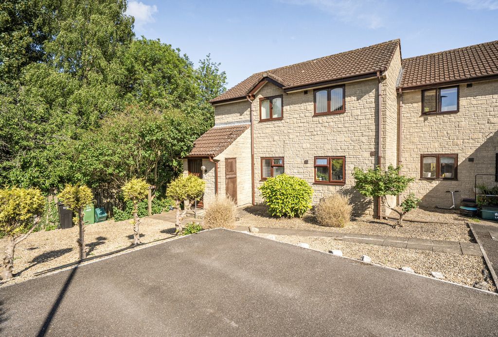 Property photo 1 of 14 1481209-1-6A356Cf...
