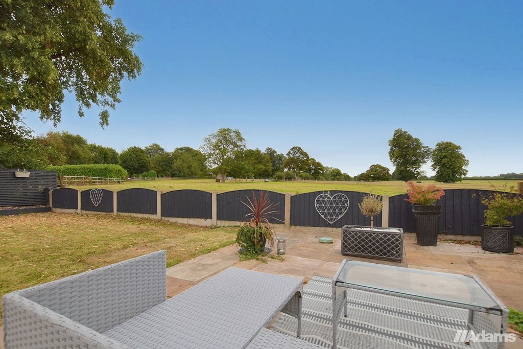 Property photo 2 of 37