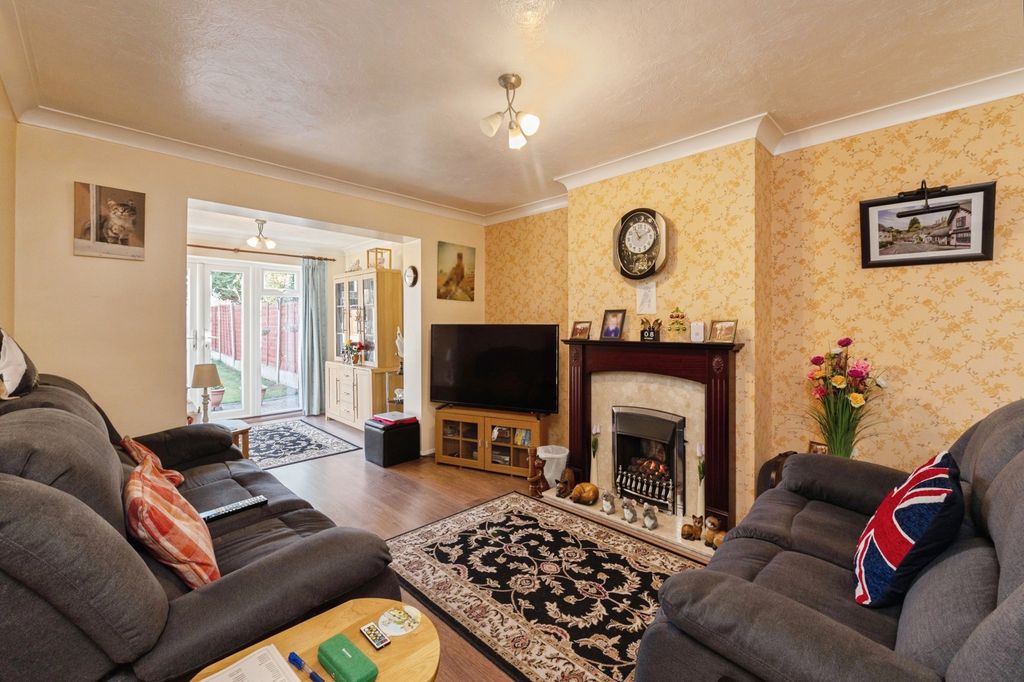 Property photo 2 of 17 Pbox-Img.Jpg