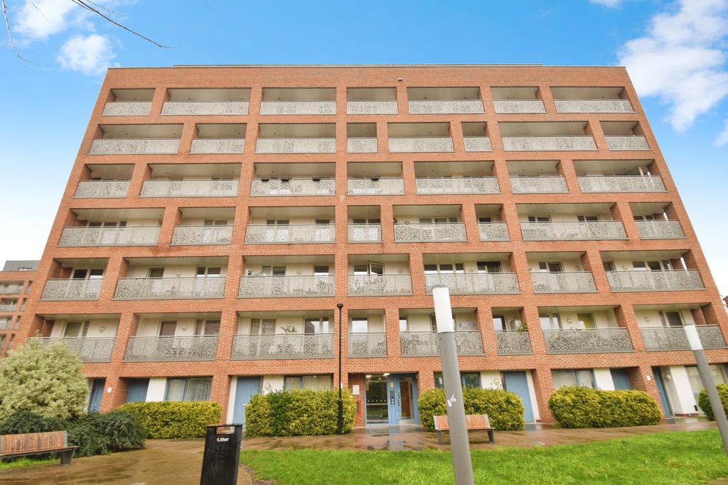 Property photo 3 of 20 Front View