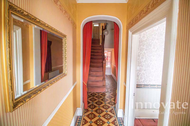 Property photo 2 of 13 Photo 1