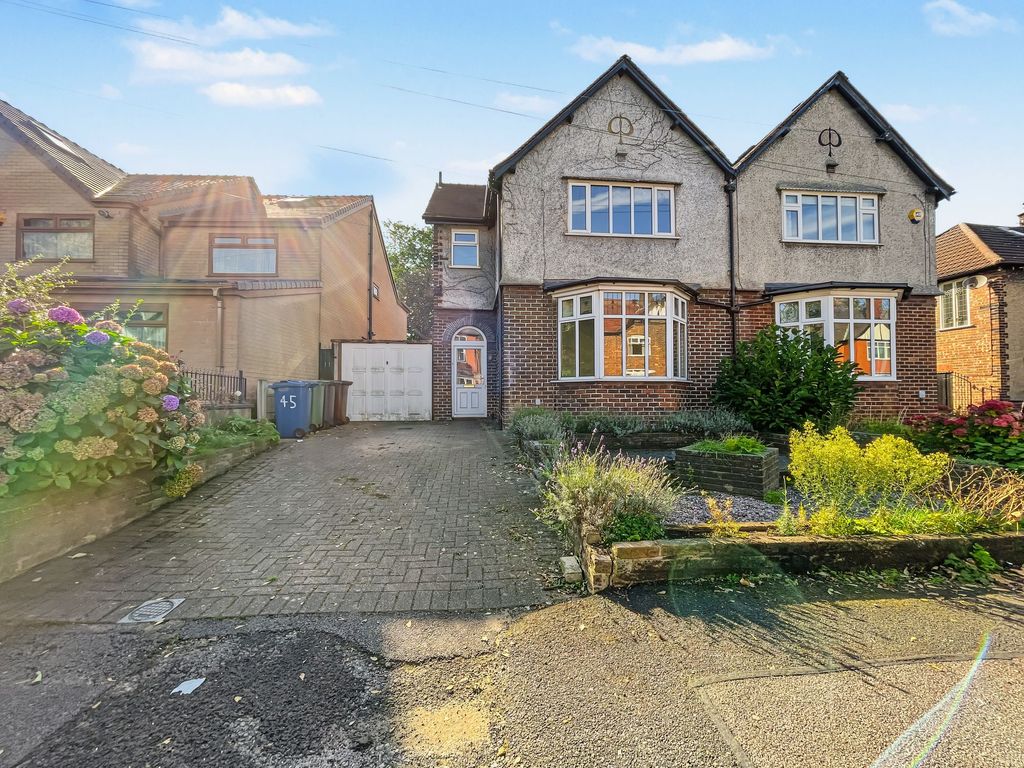 Property photo 1 of 25
