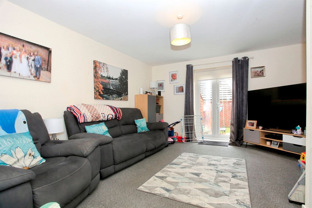 Property photo 2 of 17