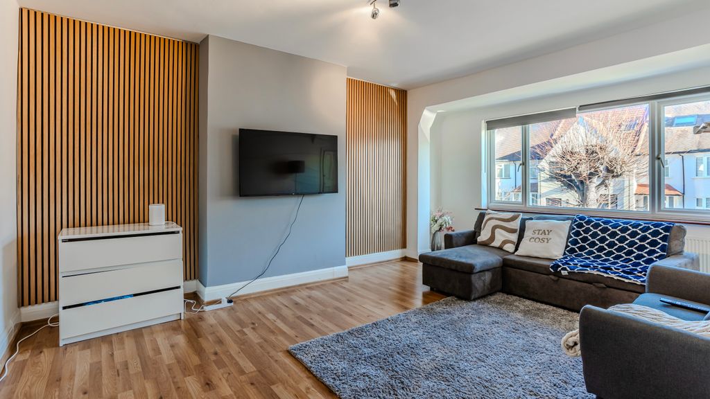 Property photo 1 of 21