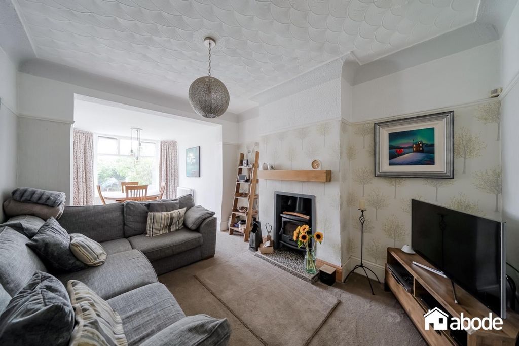 Property photo 3 of 30 Dsc08717-Hdr.Jpg