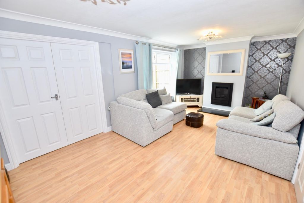 Property photo 3 of 15 Reception Room