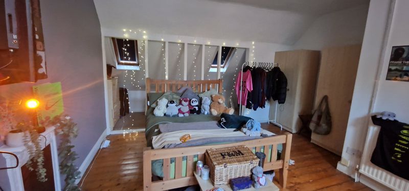 Property photo 2 of 6 Photo 1