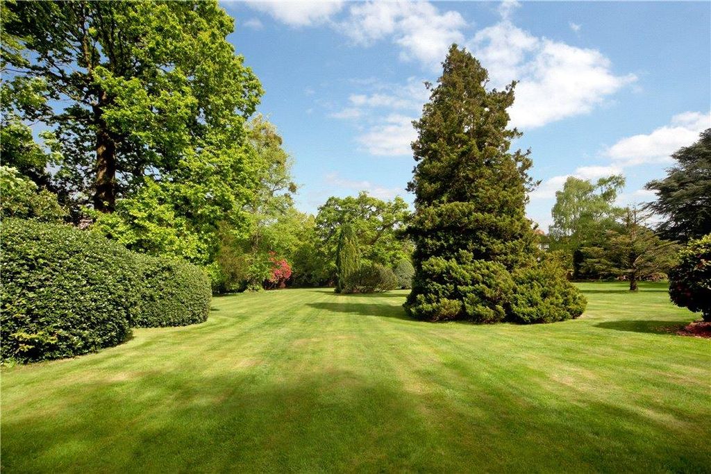 Additional image 22 of 5 bed link detached house for saleBishopsgate Road, Englefield Green, Surrey TW20