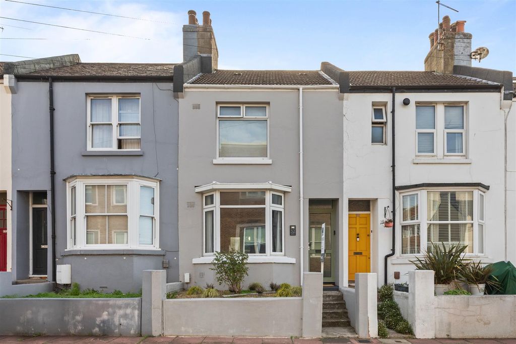Property photo 1 of 10 Dewe Road-13.Jpg