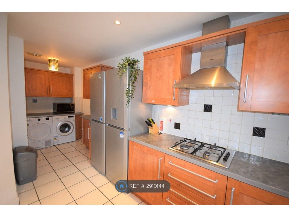 Additional image 7 of 6 bed semi-detached house to rentBartholomews Square, Bristol BS7