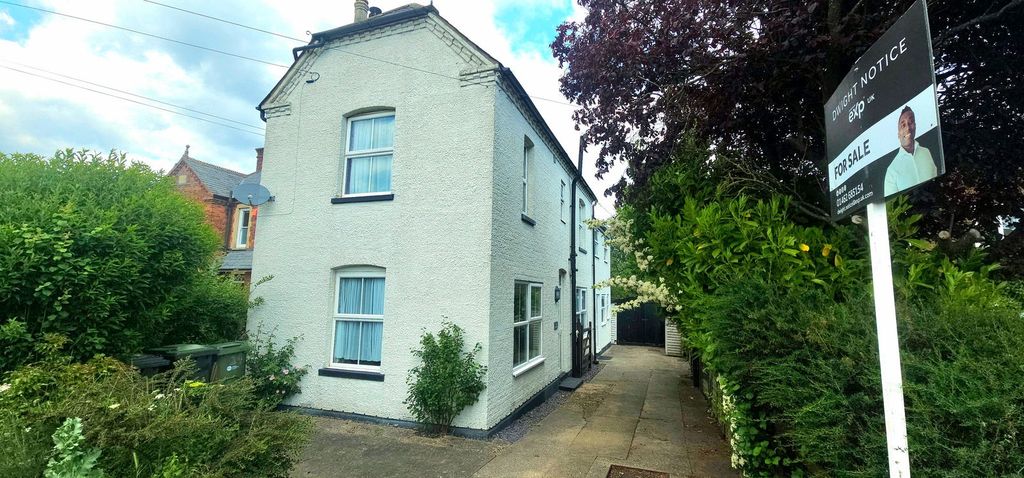 Property photo 1 of 41
