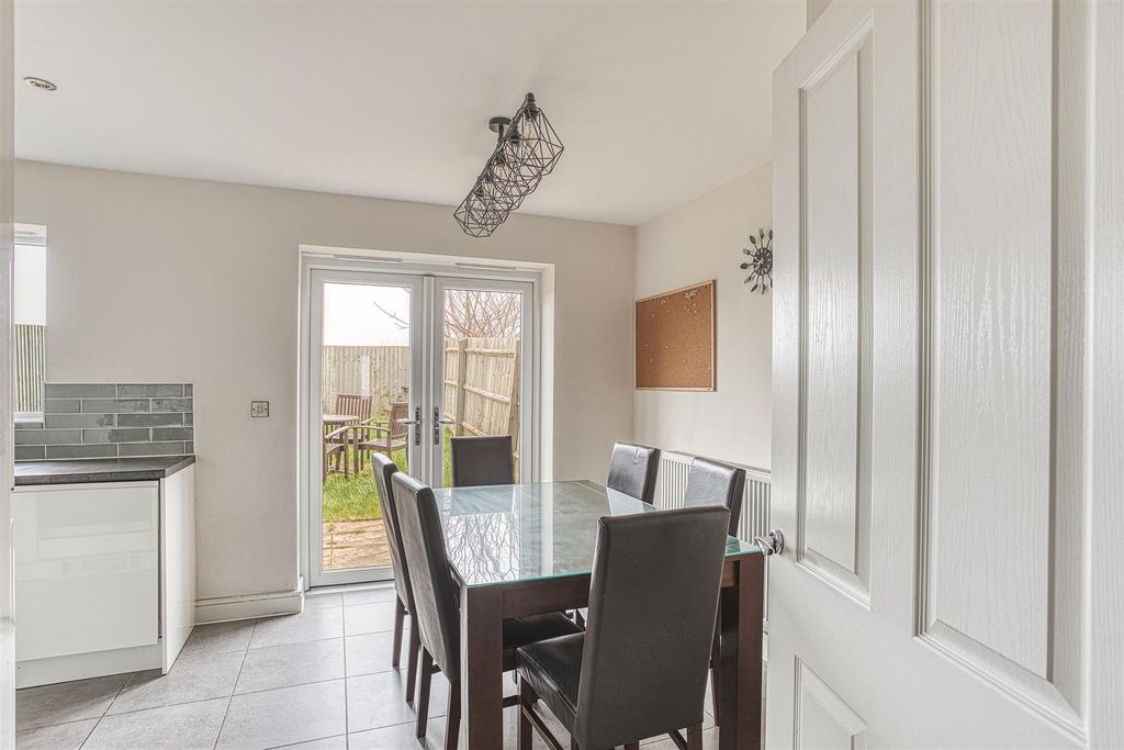 Property photo 3 of 16 316A4552_Hdr.Jpg