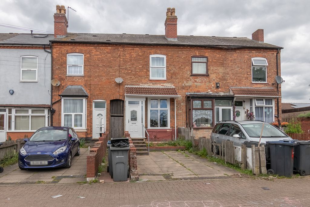 Property photo 1 of 17