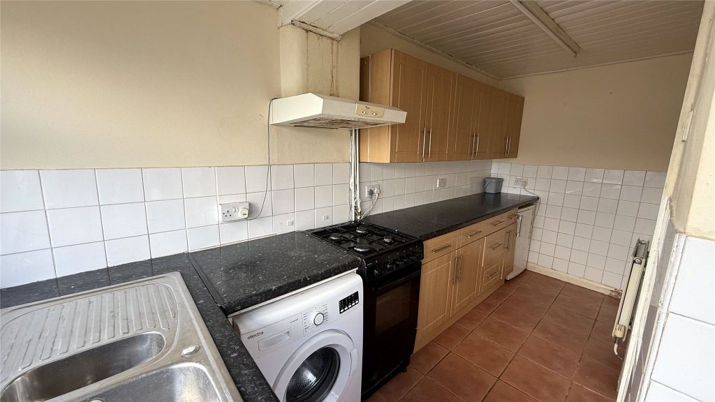 Property photo 3 of 22 Picture No. 08