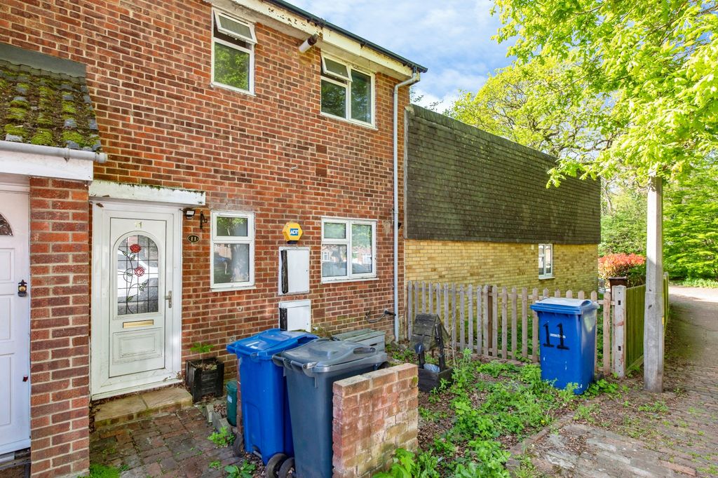 Property photo 2 of 13