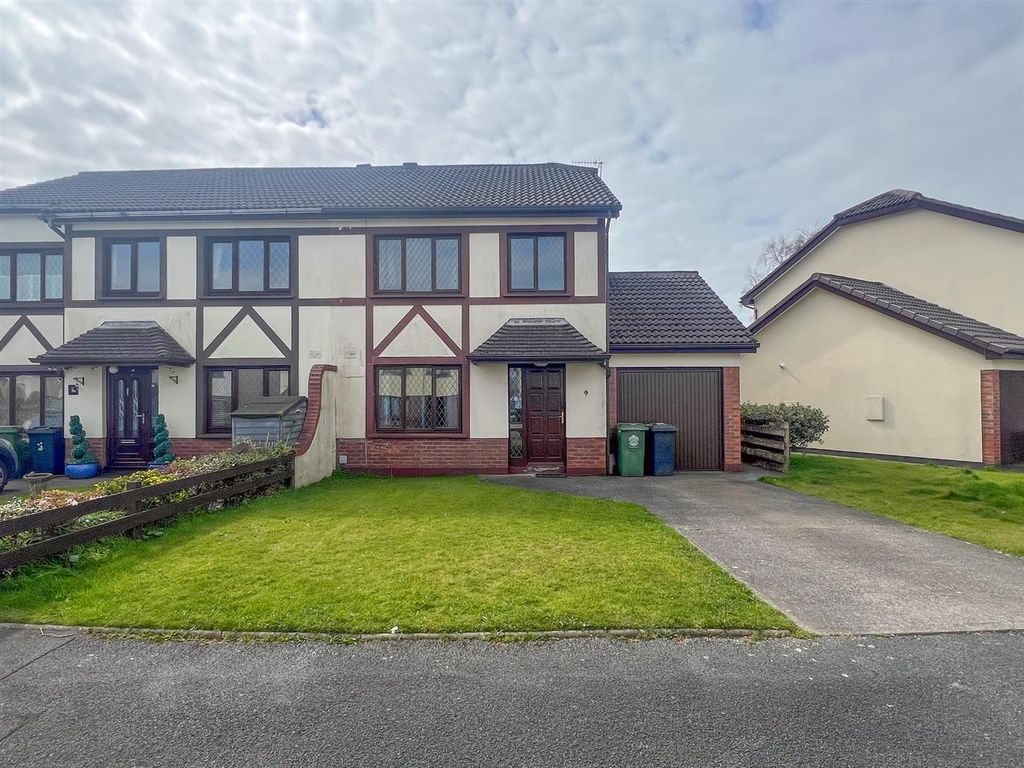 Property photo 1 of 18 9 Farmhill Meadows-01.Jpg