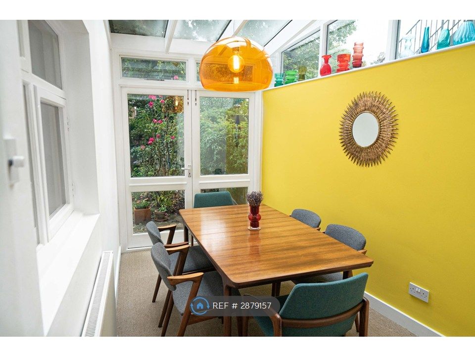 Property photo 3 of 15 Dining Room