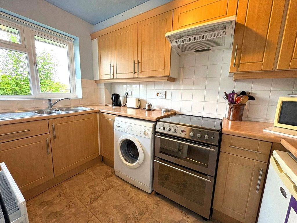 Property photo 3 of 11 Picture No. 16