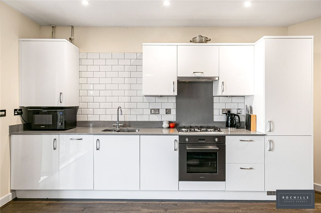 Property photo 3 of 19 Picture No. 05