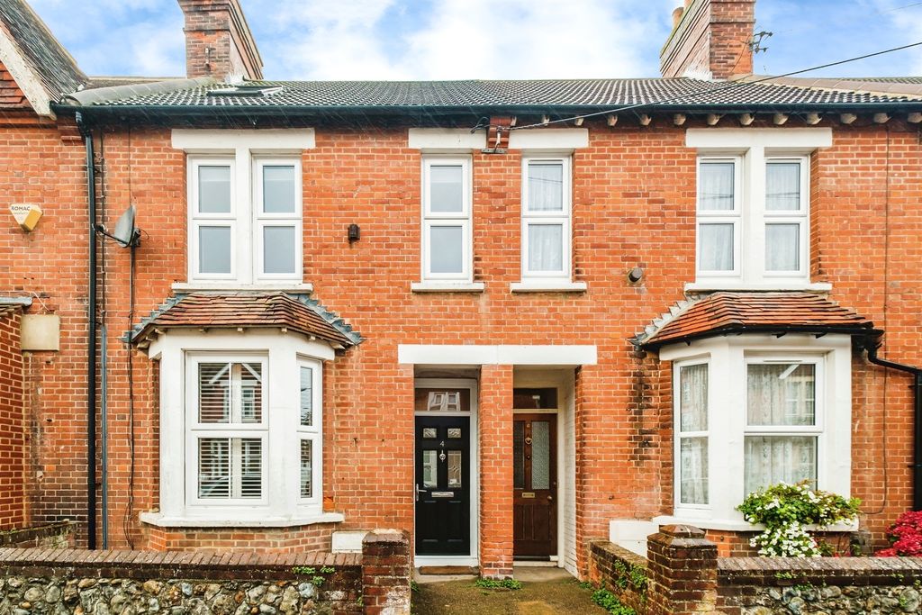 Property photo 1 of 17