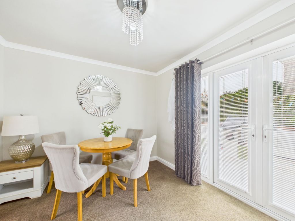 Property photo 3 of 25