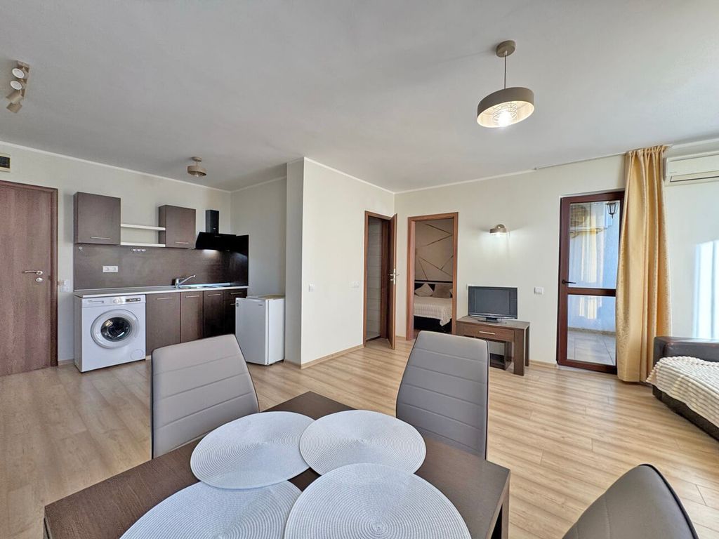 Property photo 2 of 13