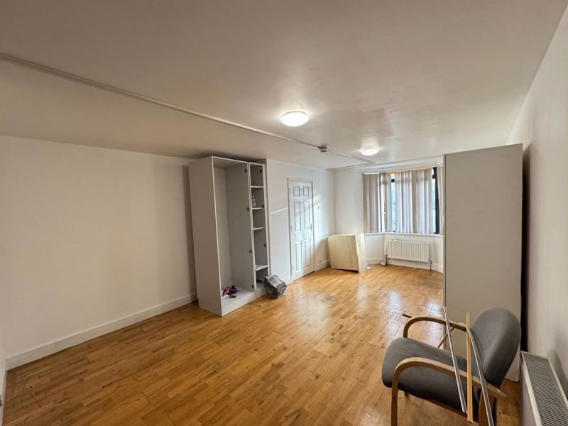 Property photo 3 of 20 Photo 20