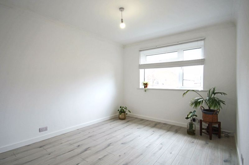 Property photo 3 of 8 Photo 19