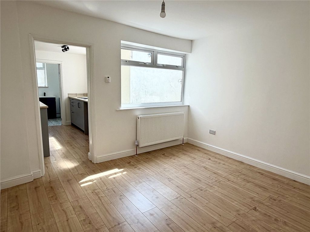 Property photo 3 of 9 Picture No. 07