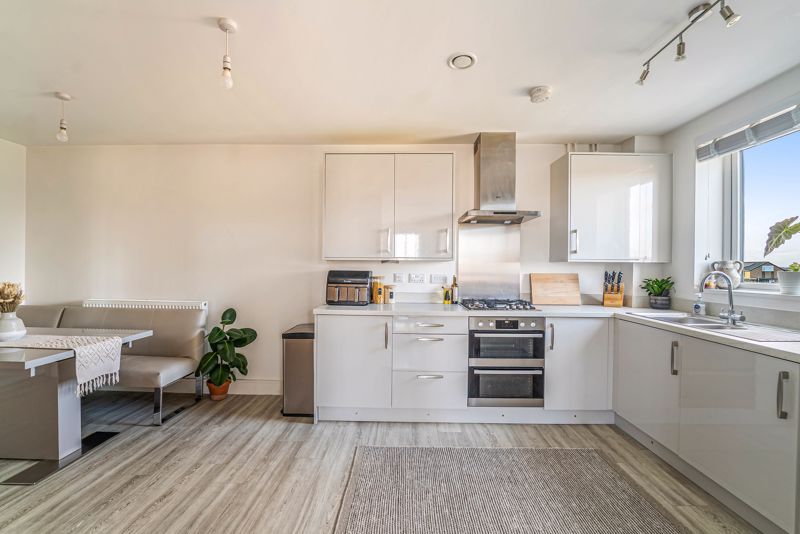 Property photo 3 of 16 Photo 16